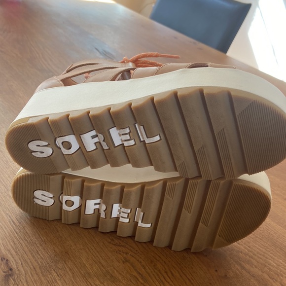 Sorel Cameron Flatform Lace Wedge Sandal Size 7 Beige - Picture 11 of 15